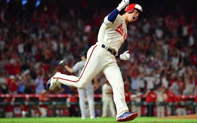 大谷翔平30号逆転3ラン！　ヤ軍エース粉砕で2年連続の大台、米記者衝撃「ぶち込んだ」