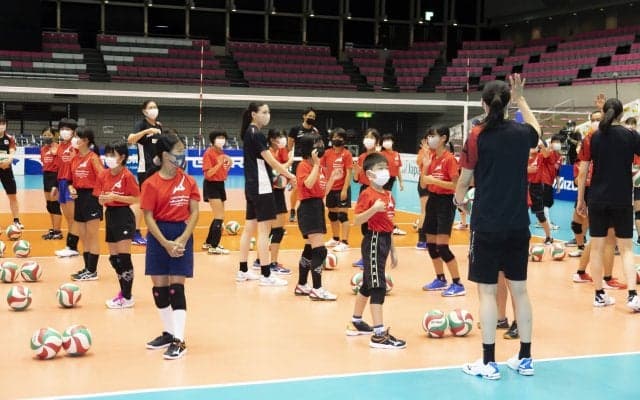 火の鳥NIPPONが姫路で「ミズノバレーボールクリニック」を実施　 古賀紗理那、宮部藍梨ら10選手が直接指導
