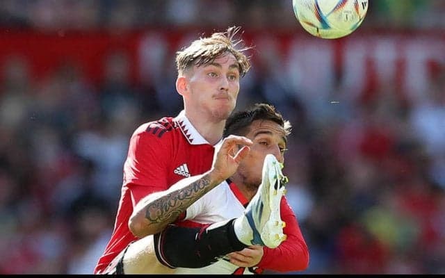 エバートンがユナイテッドの逸材ガーナーを完全移籍で獲得！