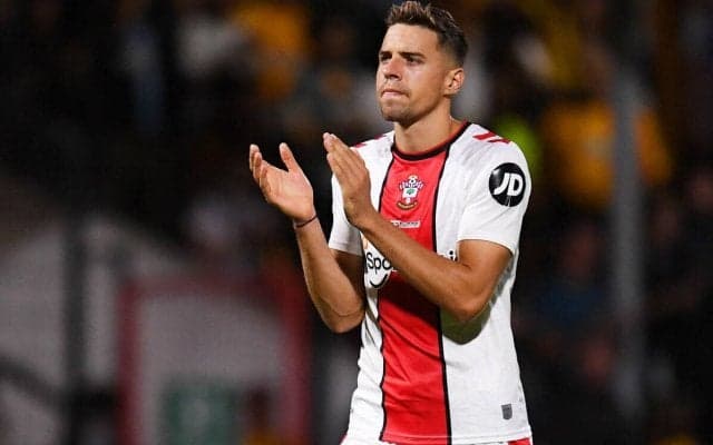 CB補強に動いたアストン・ビラがサウサンプトンのDFベドナレクをレンタルで獲得