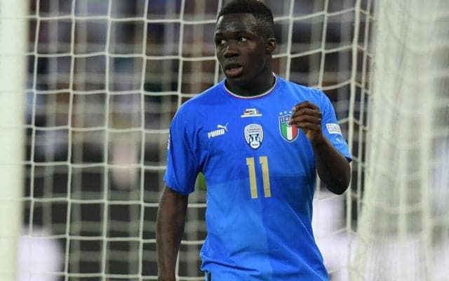 リーズがイタリア期待の18歳新星FWニョントを完全移籍で確保！ 5年契約