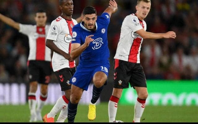 チェルシー、期待の若手FWブロヤと2028年まで契約延長！