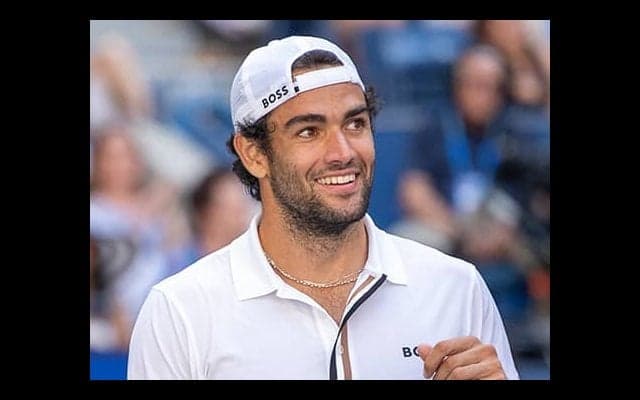  ベレッティーニ、マレー撃破 