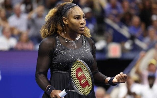 元女王セリーナ、リードを守り切れずトムヤノビッチに3時間超の激闘の末に敗戦。最後のUSオープンは3回戦敗退