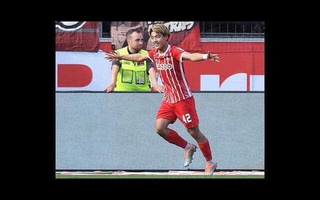 堂安律の決勝弾で首位奪取。スター選手がいないチームの強さの秘密を語る