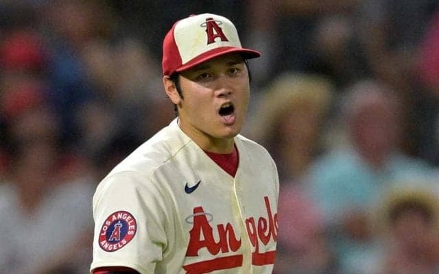 大谷翔平、敵MVPスター選手との一瞬の交流が日米話題　「仲良さそうで微笑ましい」
