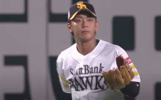 「送球速度160キロ超えてる説」　三遊間深くからの爆肩、今宮は「魅せる守備すごい」