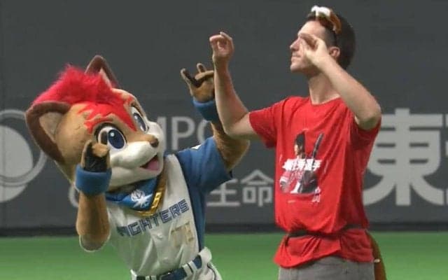 「見たい？やりたい？」　究極の二者択一、大谷“溺愛アナリスト”の「きつねダンス」参戦秘話