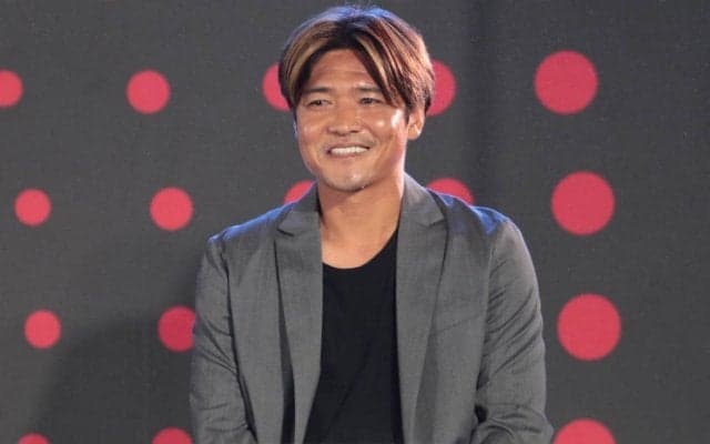 「胸熱です」大久保嘉人がストイックさに脱帽した綾野剛と『オールドルーキー』を終え2ショット「いい刺激をもらいました」