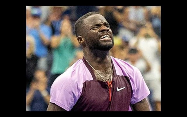 ティアフォー劇的勝利に涙