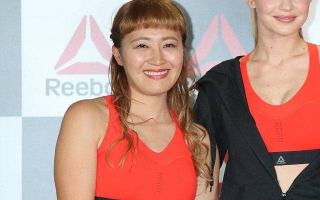 「黒髪で別人みたい」「たまらんっっ！」元なでしこの丸山桂里奈さんが夏終了のビキニショット披露でファン興奮「セクシーーー」