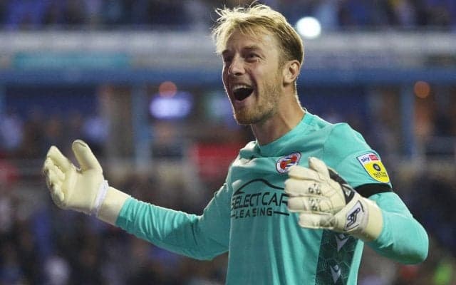 「姑息な奴だ」「やりすぎ」ギリギリを責めるGKの時間浪費テクが反響「肝が据わってる」