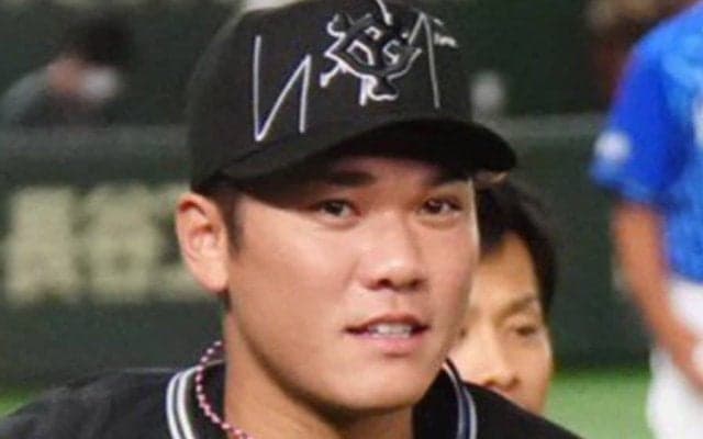 「超カッコイイ」　巨人の限定“真っ黒ユニ”に大反響、上下1色が「なんか新鮮」