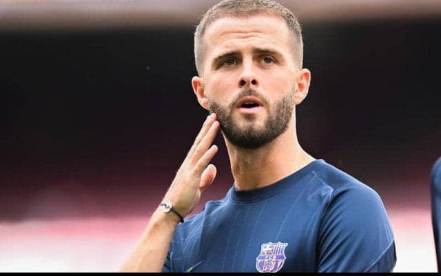 ピャニッチがUAE上陸！ 6度の国内リーグ優勝を誇るアル・シャールジャへ！