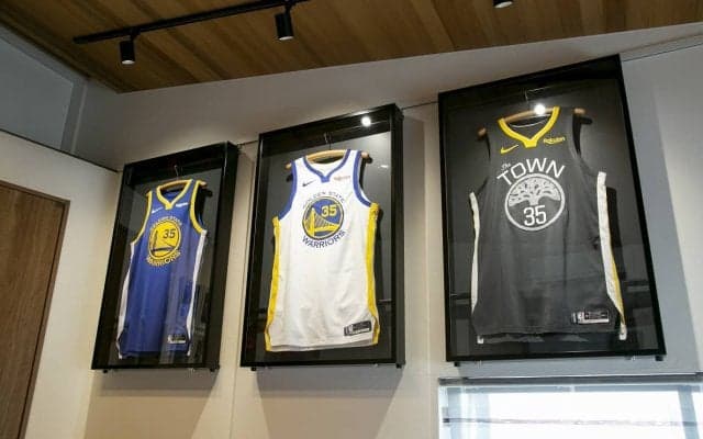 ジャージ博物館レイアップショットが10周年キャンペーンを実施中