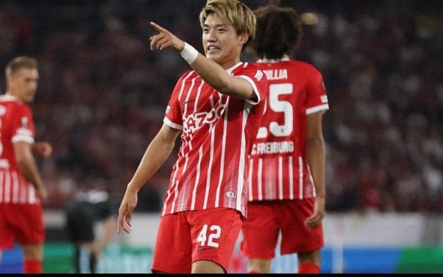 堂安の決勝点でフライブルクが白星発進！冨安、久保らも勝利に貢献【EL日本人選手】