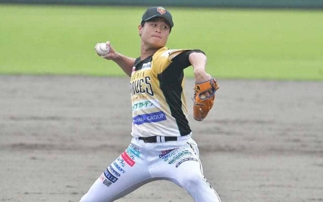 ティモンディ高岸の「球が重そう」　“伸び代ボール”の無失点投球が150万超再生