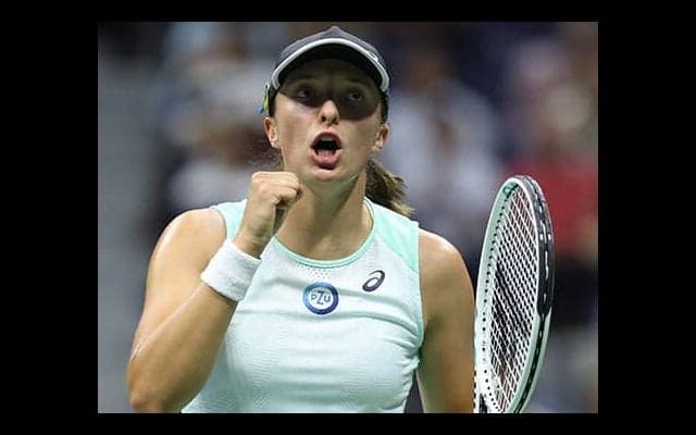 シフィオンテク 逆転勝ちで決勝へ