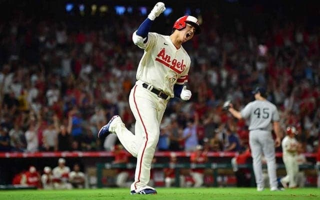 大谷翔平、ヤ軍エースに「今夜最悪の直球」と言わしめた1打席　劇的V弾に味方も唖然【9戦6発の衝撃】