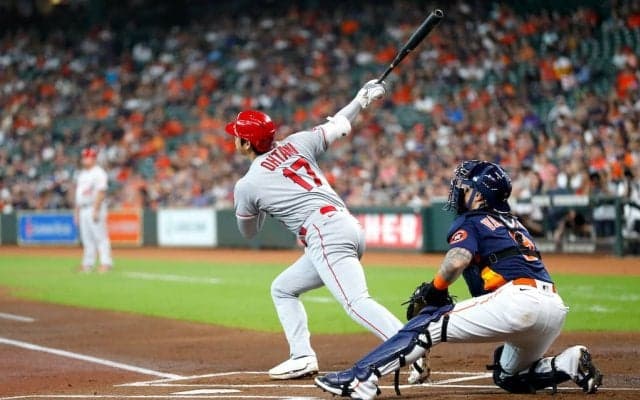 【MLB】大谷翔平、右手一本ですくい上げる第34号先制2ラン　登板翌日7発目