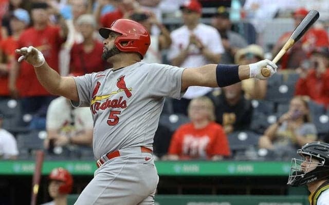 42歳プホルス、歴代4位697号HR球を受け取らず　ファンに戻した行動に米感動「素晴らしい」