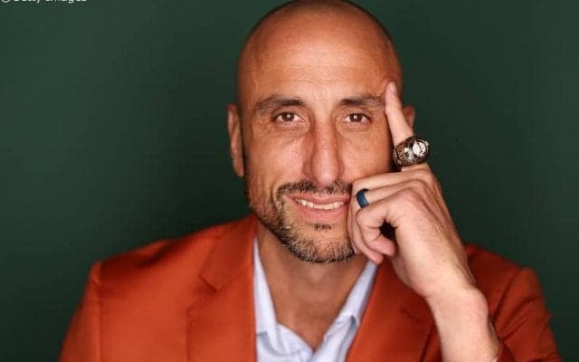 殿堂入りを飾ったジノビリ「スパーズは1つの大きくて頑丈な、支えとなる家族でした」