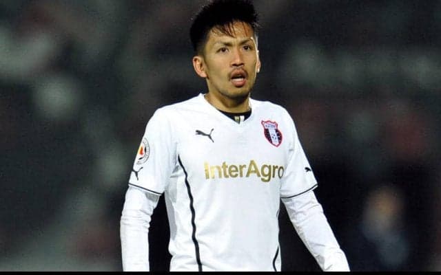 現地紙は「今年のオウンゴール大賞！」と揶揄…瀬戸貴幸が痛恨のミス「逆だったら見事なシュートだった」