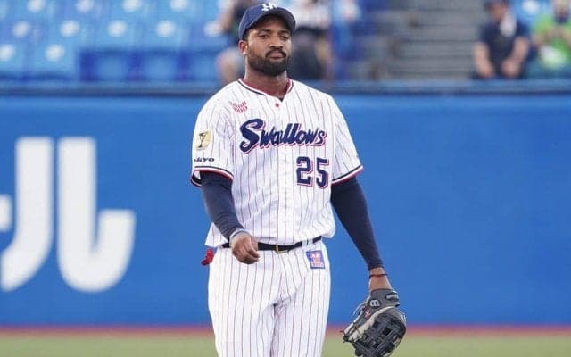 打者呆然の“曲芸捕球”は「サーカスしてる」　敵も味方も「みんなが戸惑ってる」