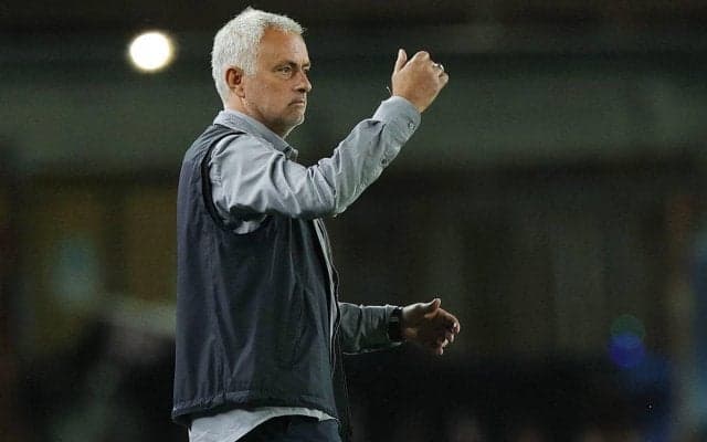 「7分間のATは永遠に感じる」逃げ切り勝利のモウリーニョ監督、1点差の長いアディショナルタイムに言及