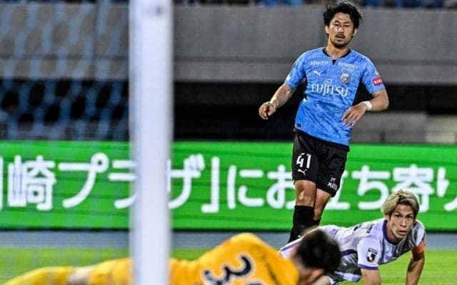 「右手、隠して、足の裏使って」実況・下田恒幸氏による川崎の\"家長3段活用\"にファン歓喜! 「これは名言」「革命やん」