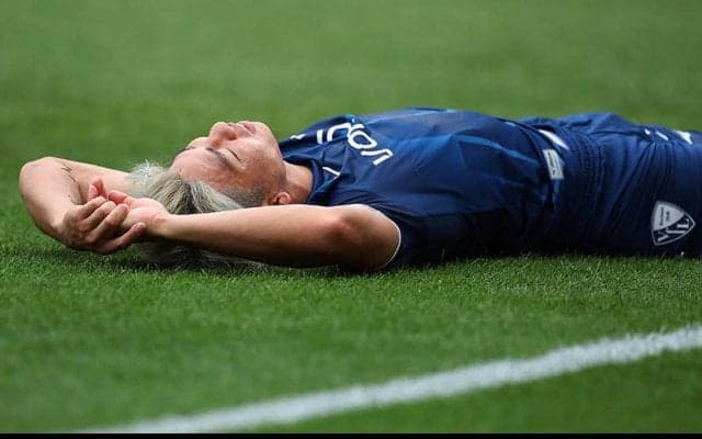 浅野が右ヒザのじん帯を断裂、数週間の離脱でW杯出場へ暗雲