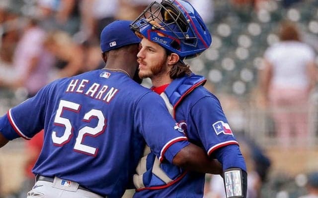 MLBで生まれた珍三振　大谷キラーのレ軍捕手、思わぬ妙技に米ファン驚き「何だこれ」