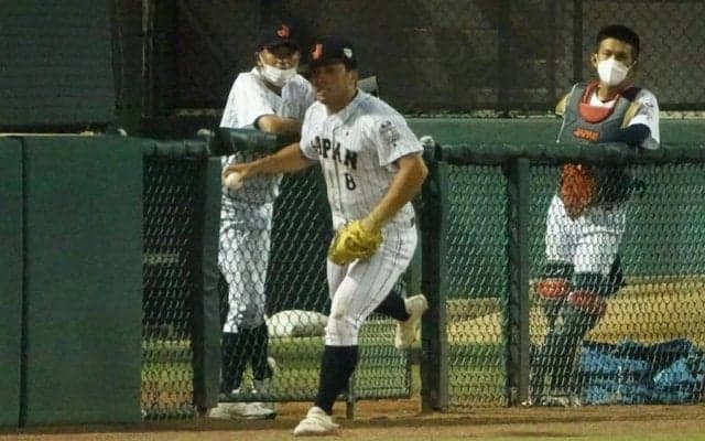 侍U18・浅野、膝と手首痛め負傷交代も「大丈夫」　守備を反省「勝てる試合も勝てない」