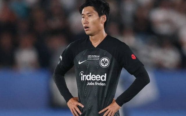 「これはジョークか？」「なんてこった」鎌田大地の幻ゴール、セミオートオフサイドの判定画像が話題…鎌田本人は「次はゴールします」