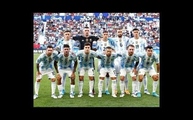 メッシは５回目のＷ杯でついに頂点に立つのか。今回のアルゼンチンは伝統を進化させ大エースをうまく使う新しいモデル