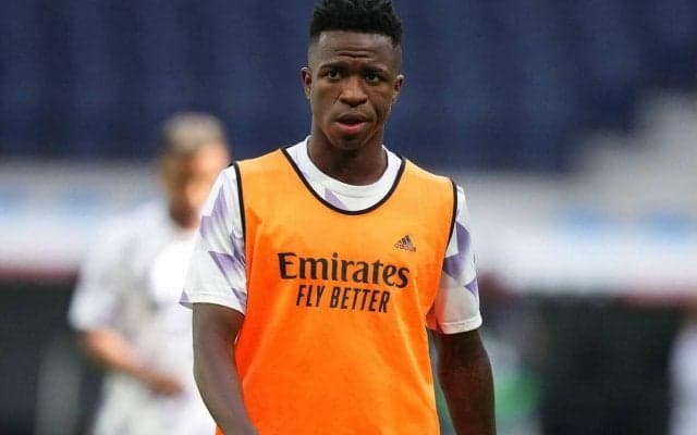 「守備してるのに！」ヴィニシウスが『FIFA 23』の能力値に嘆き…本人は「60だと思う」と予想も実際は？