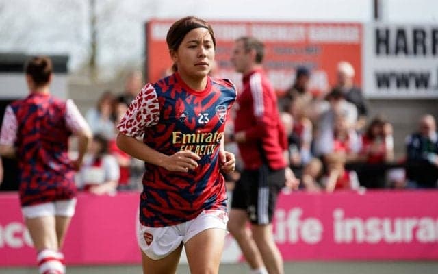 「なぜ彼女はそんなに可愛いの」岩渕真奈のアーセナル「チケット完売御礼動画」が地元ファンに大反響！ 英語での感謝に「マナ万歳！」など、チームに完全に馴染んだ様子