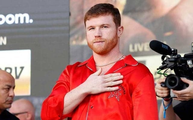 カネロ計量会場に現れた美人妻＆5歳愛娘　無邪気な応援に海外和む「可愛い」「美しい」