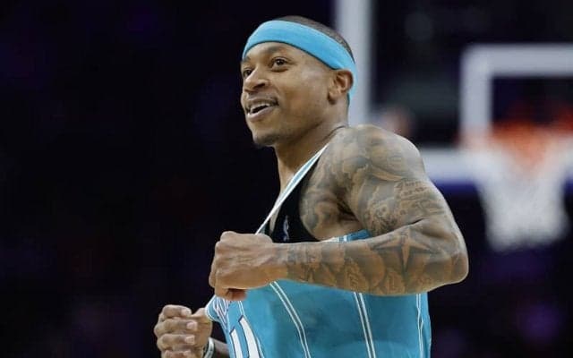 「アイザイアがレイカーズとワークアウト」…現地メディアが報道も本人は「やれやれだ」