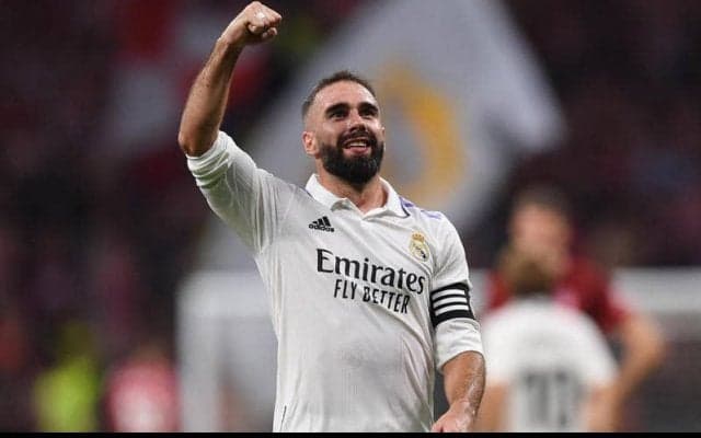 マドリード・ダービーで退場のエルモソ、してやったりのカルバハル「僕らを助けてくれた」