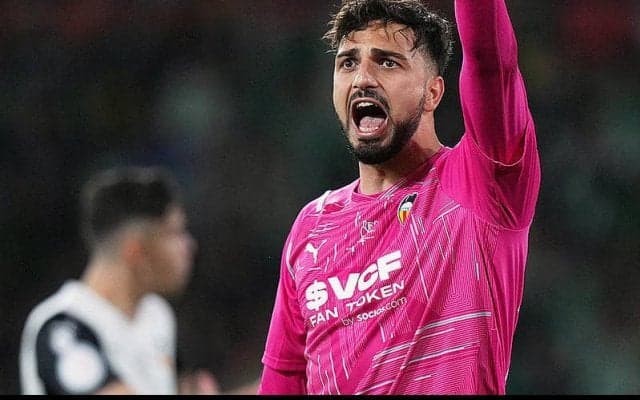 バレンシアが若き守護神ママルダシュヴィリと新契約締結