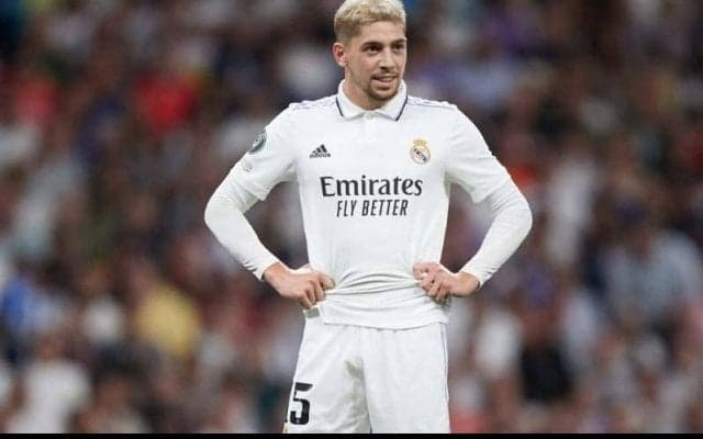  「戦争から帰ってきたの？」レアルMFの“血”で染まったユニフォームに妻が衝撃「とても誇りに思う」