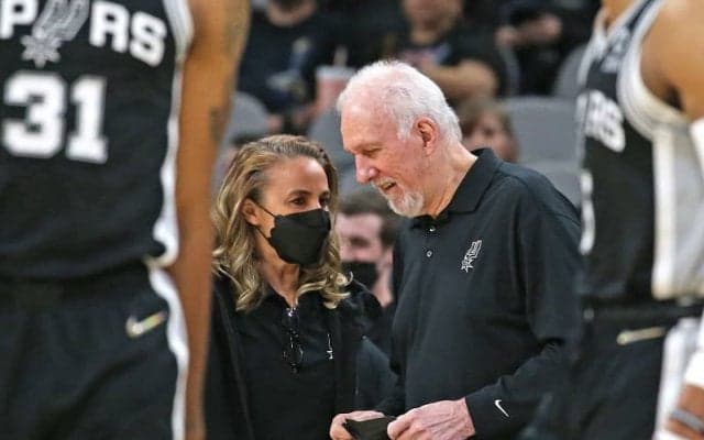 WNBA優勝を勝ち取ったハモンHCをスパーズ名将が祝福「観ていて本当に楽しいチームだった」