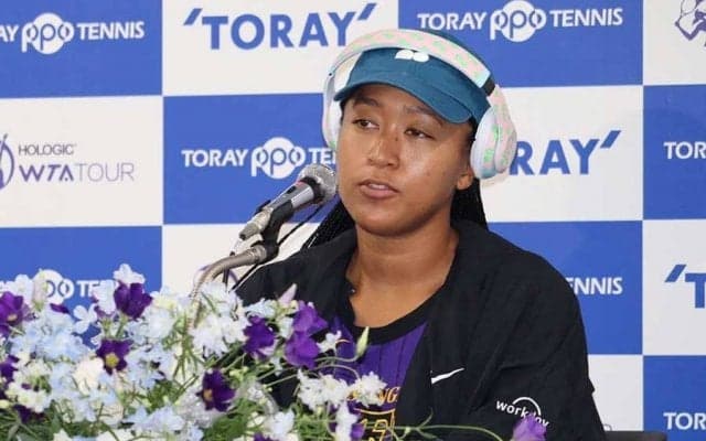 大坂なおみが初戦突破　相手が負傷→駆け寄りタオル掛け＆正座で心配「気持ち分かる」
