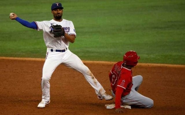 【MLB】エンゼルスが4年ぶり三重殺「ちょっと同情する」　監督代行はスタッシーをかばう