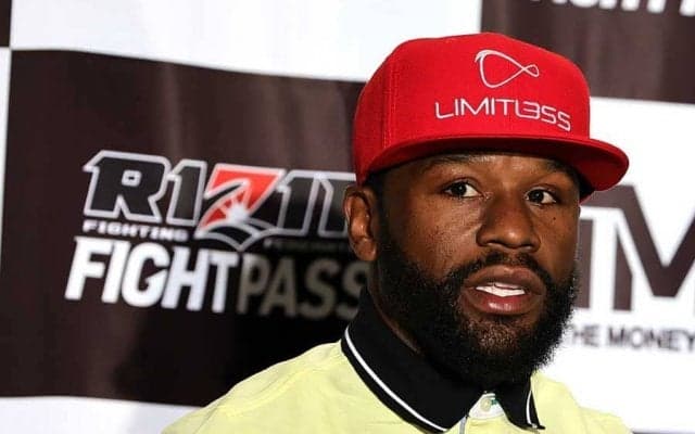 朝倉未来と対戦のメイウェザー、ミット打ちに海外釘付け「華麗な動き」「芸術家だね」