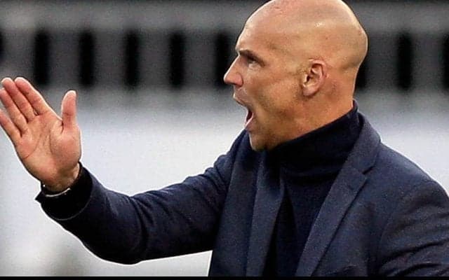 浅野在籍のボーフムの新指揮官決定！　フィテッセで手腕発揮のレッシュ氏に