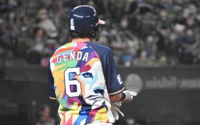 西武・源田　前代未聞のトラブル噴出でささやかれる「流出危機」と「狙う球団」