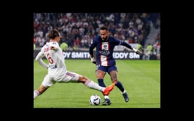 カタールＷ杯を前にじつは絶好調のネイマール。風間八宏の注目は「ボールと体を一緒に動かせる身体能力」