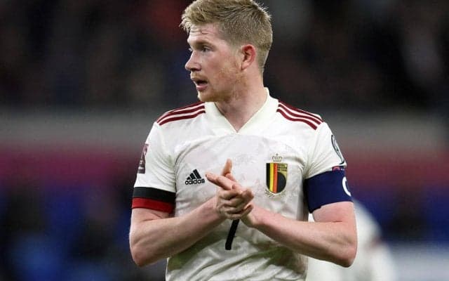 「凄く好き」「一番酷い」賛否両論の物議醸すベルギーの“斬新すぎる”W杯アウェイユニ、カラーリングに非難が「オランダじゃない？」